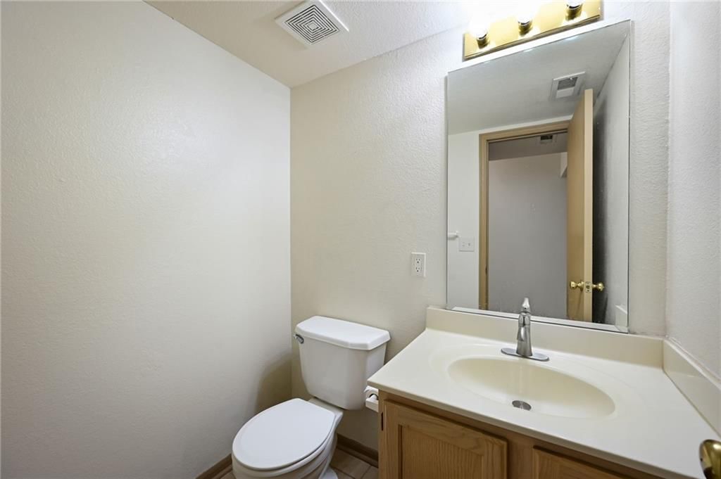 702 SE 13TH Street — photo 16