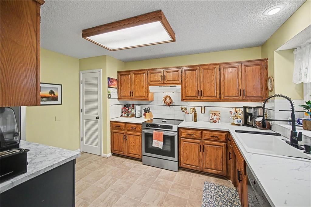 601 Taylor Drive — photo 6