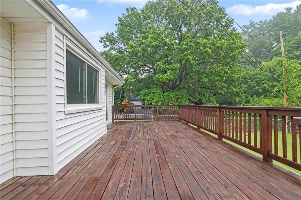9915 Belleview Avenue — photo 35