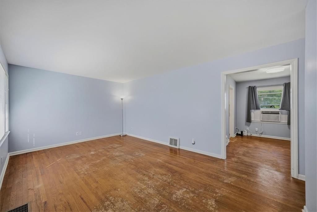 504 W 91st Street — photo 6