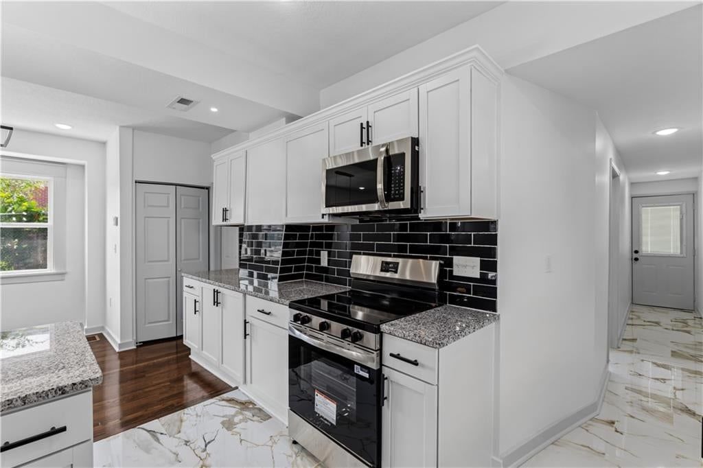 222 N 18th Street — photo 8