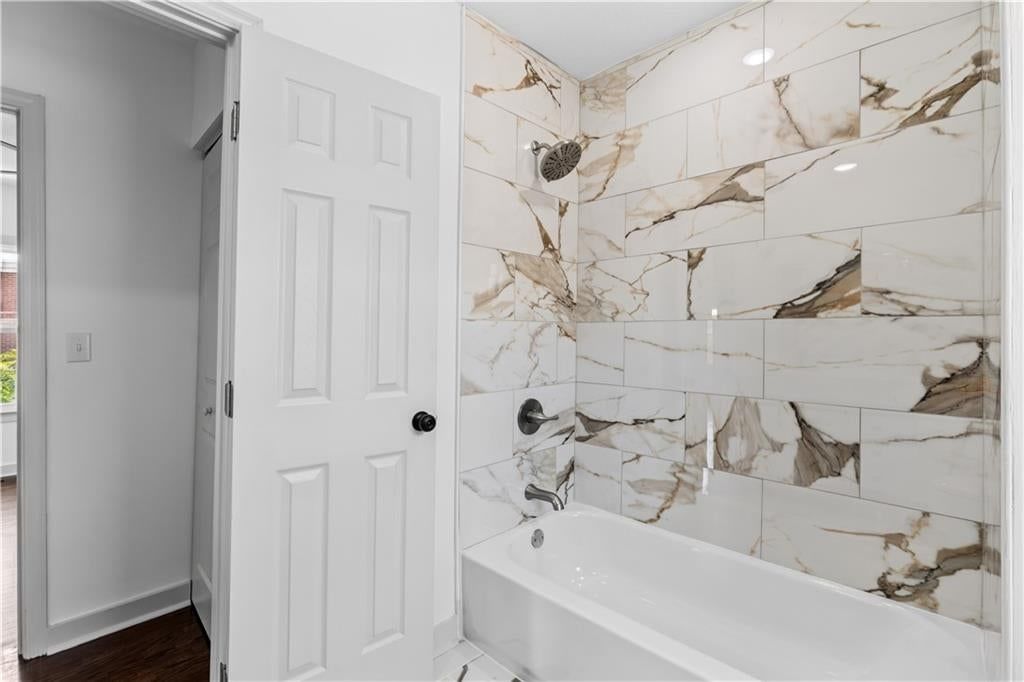 222 N 18th Street — photo 16