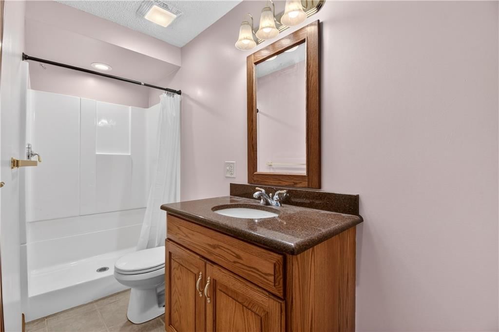 1504 Hillcrest Court — photo 20