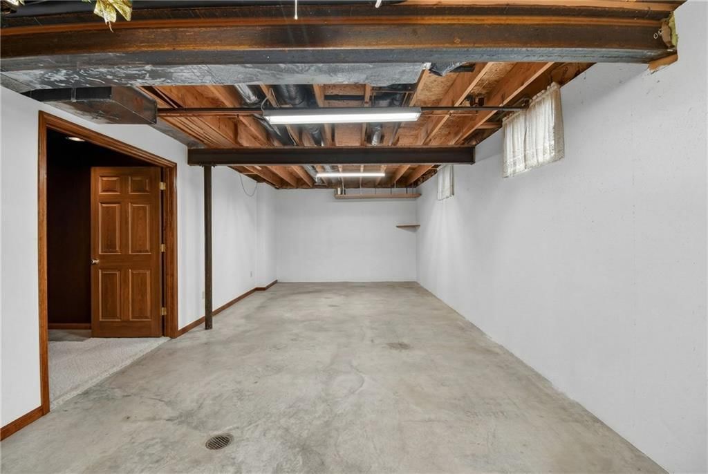 1504 Hillcrest Court — photo 21