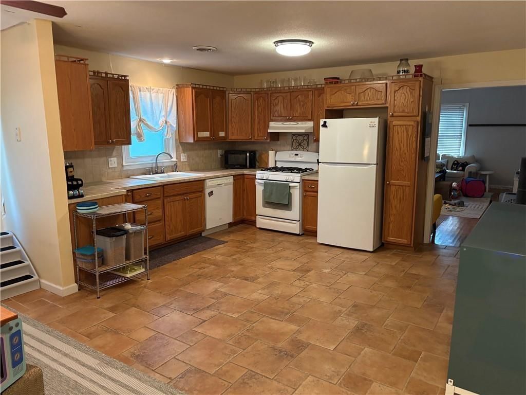 206 S 5th Street — photo 17