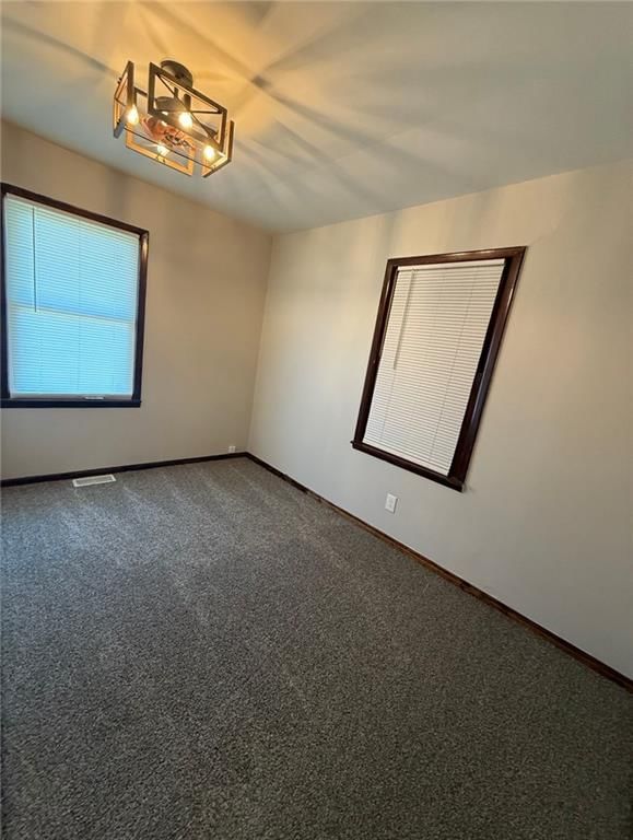 203 W Heidel Street — photo 7