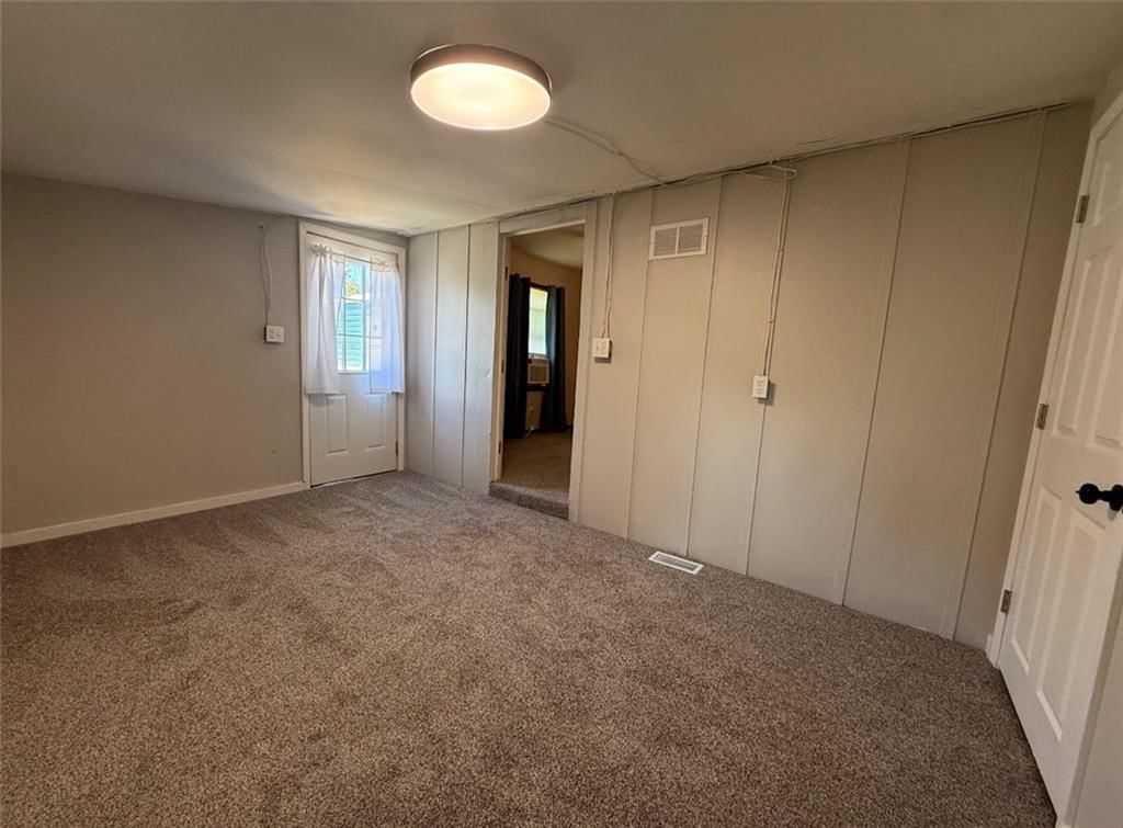 203 W Heidel Street — photo 9
