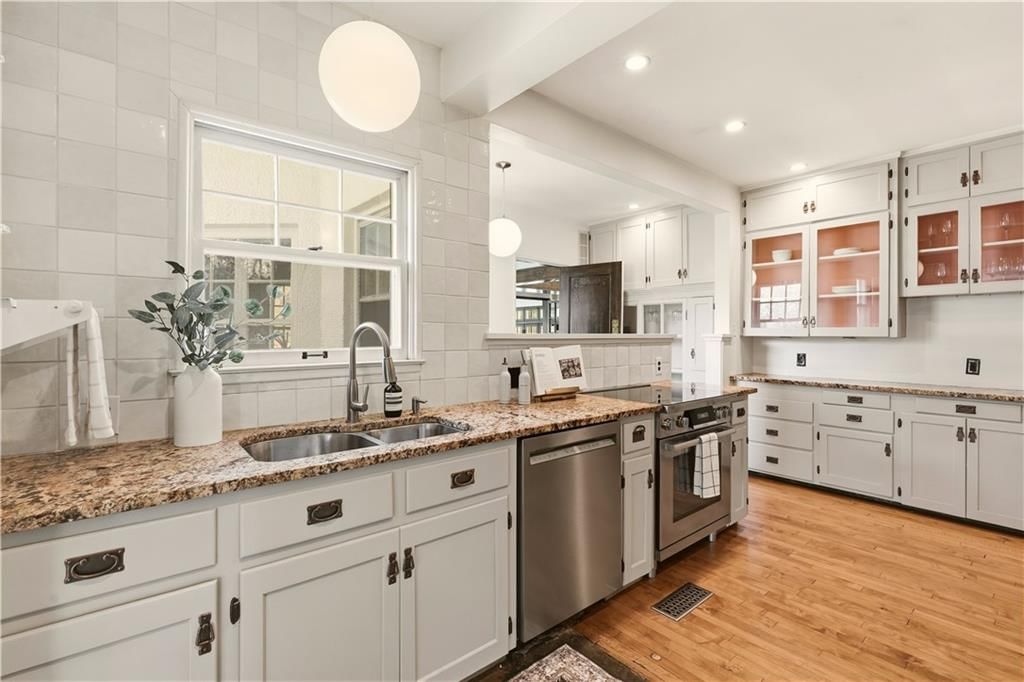 2204 Washington Boulevard — photo 23