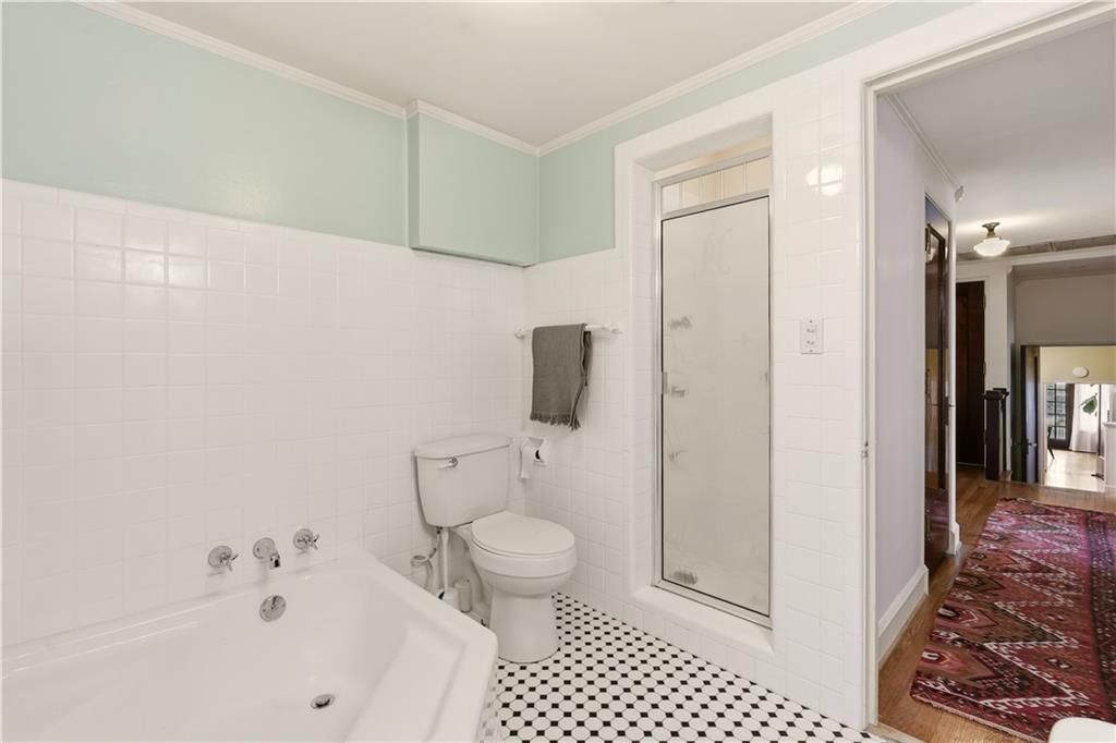 2204 Washington Boulevard — photo 38