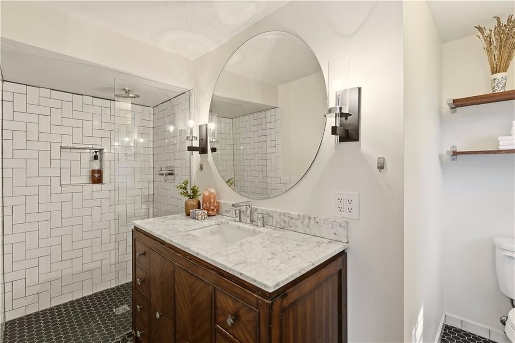 2204 Washington Boulevard — photo 45