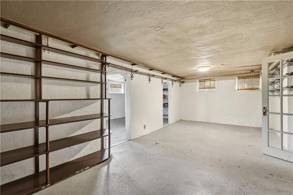 2204 Washington Boulevard — photo 50