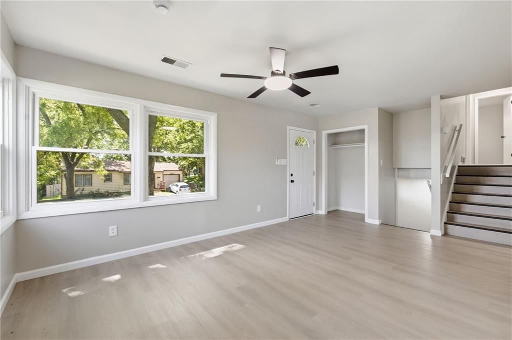 910 Olive Street — photo 4