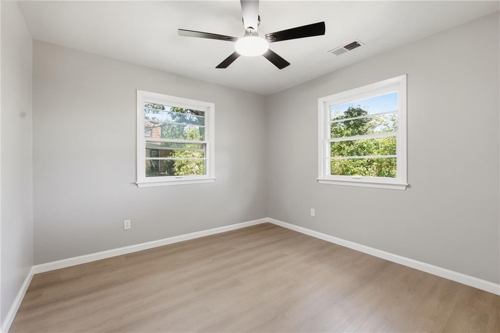 910 Olive Street — photo 15