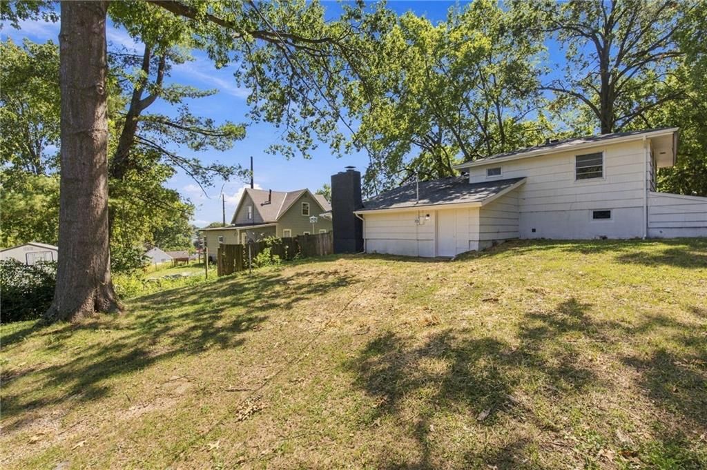 910 Olive Street — photo 34