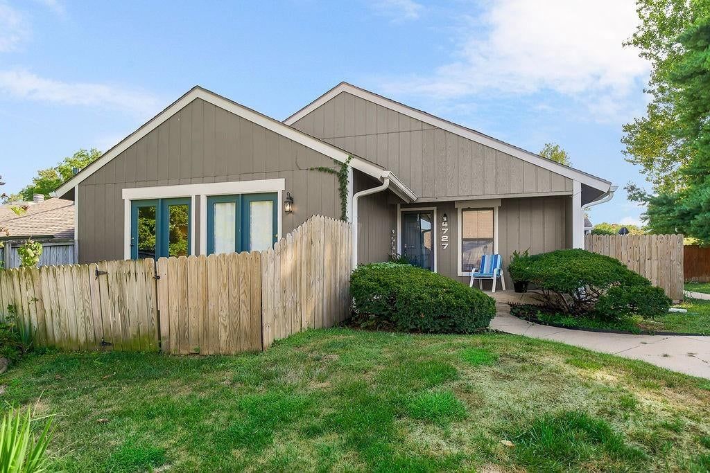 4727 N Cliff Hill Circle — photo 3