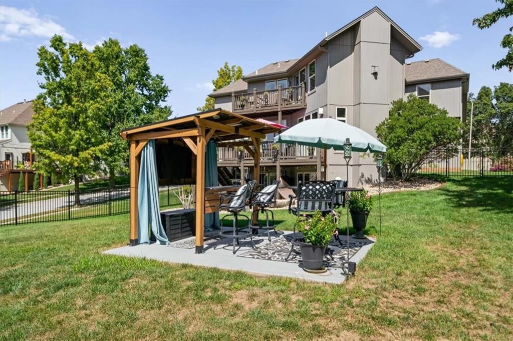 8901 NE 92nd Terrace — photo 41