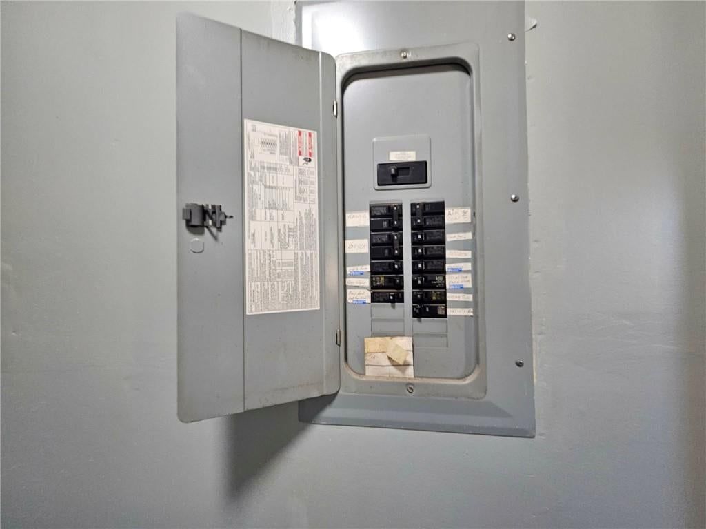 112 W Walnut Street — photo 14