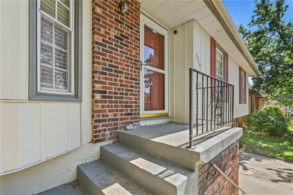 3713 Stanton Street — photo 5