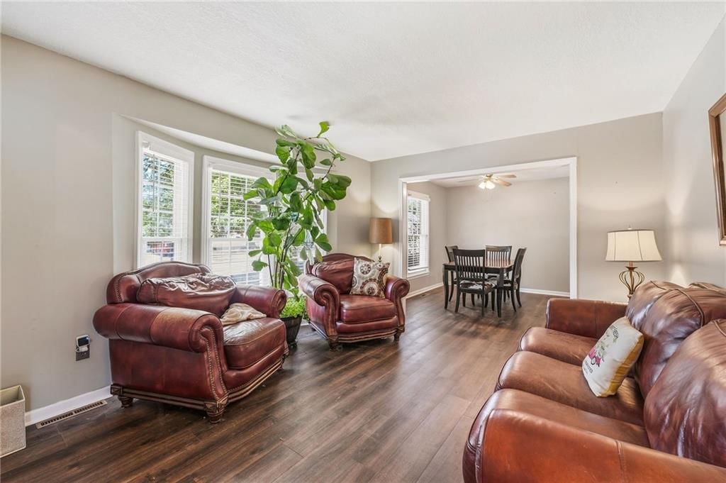 3713 Stanton Street — photo 9