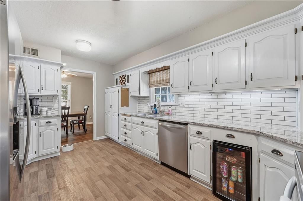 3713 Stanton Street — photo 16