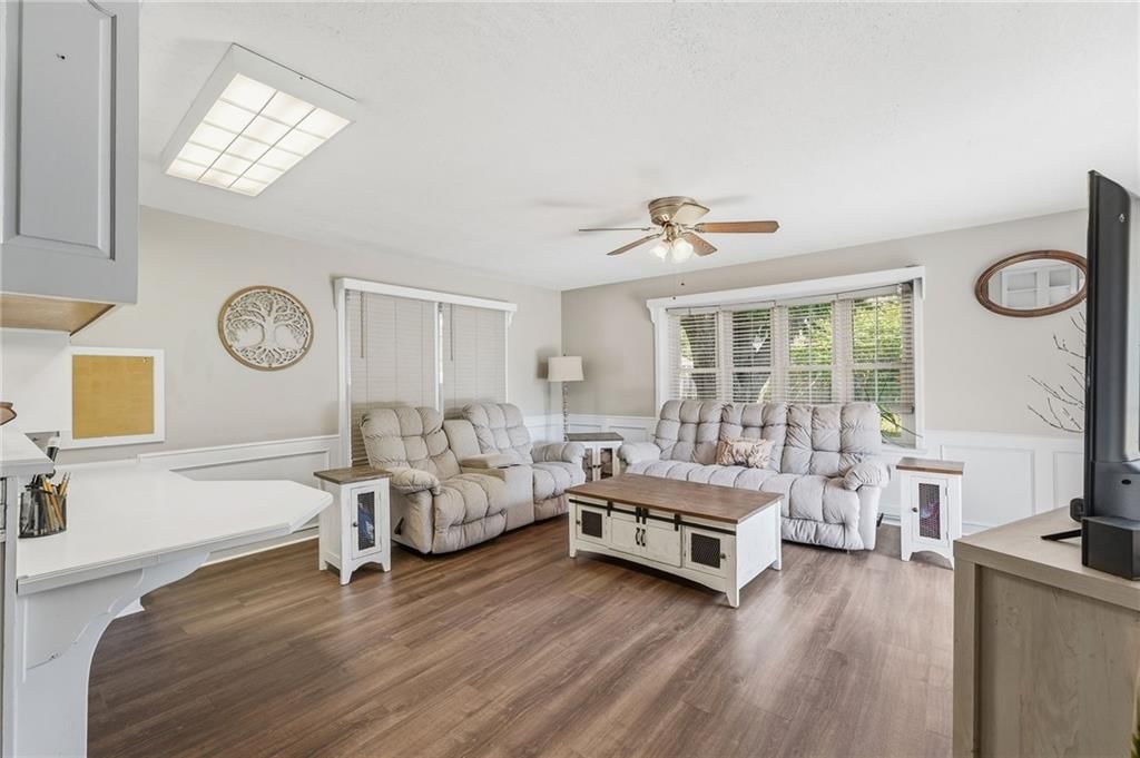 3713 Stanton Street — photo 19