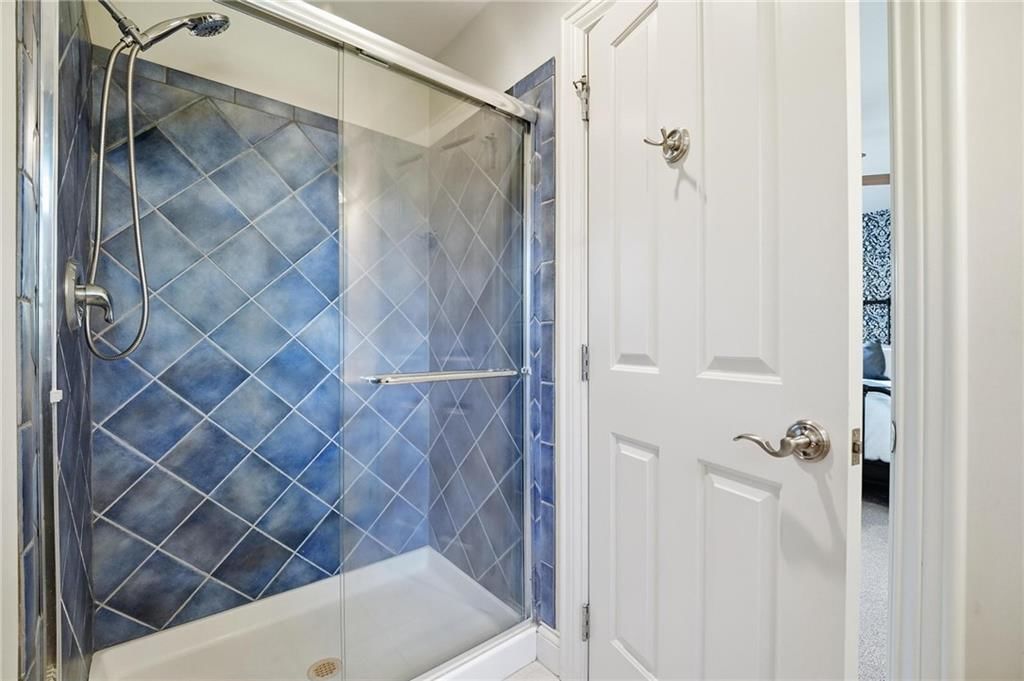 17805 Bond Avenue — photo 11