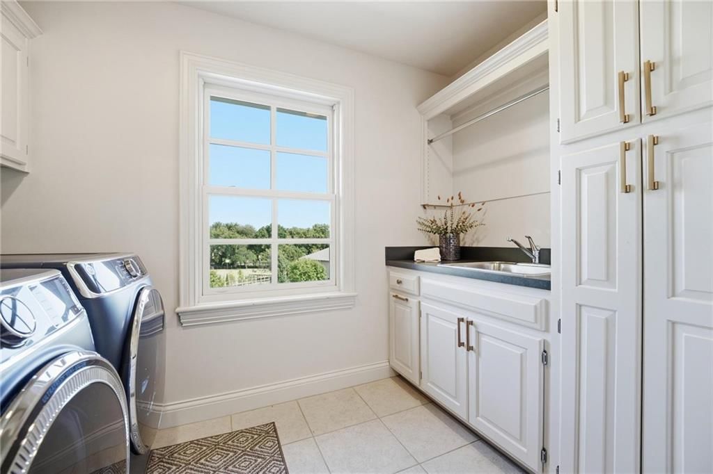 17805 Bond Avenue — photo 18