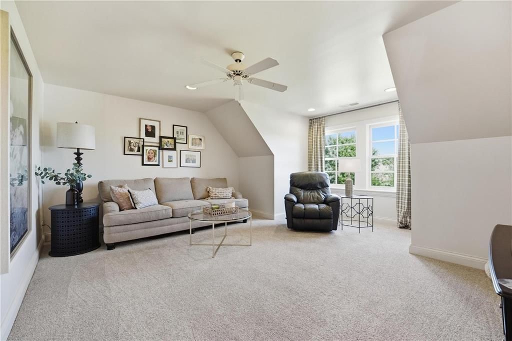 17805 Bond Avenue — photo 19