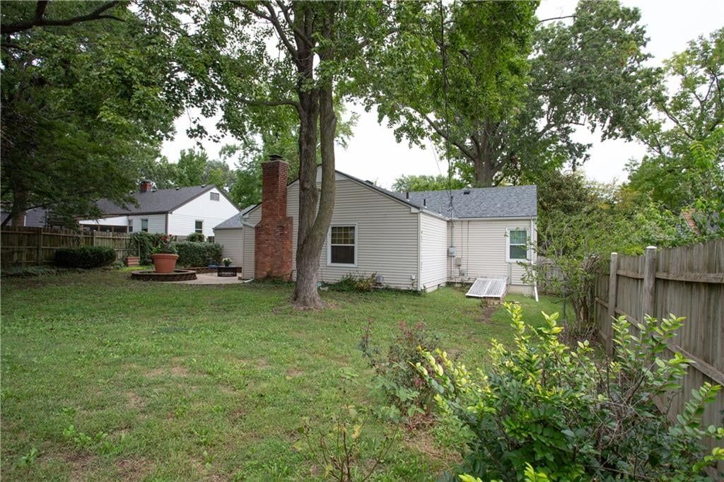 107 W Navajo Lane — photo 57
