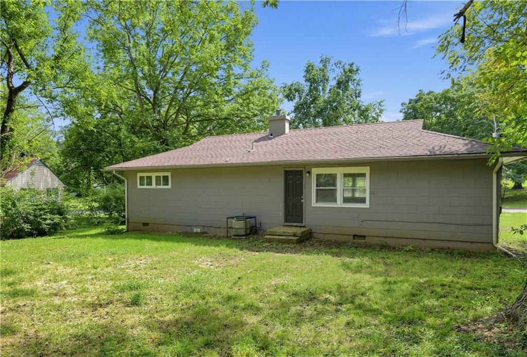 7310 Ruskin Way — photo 28