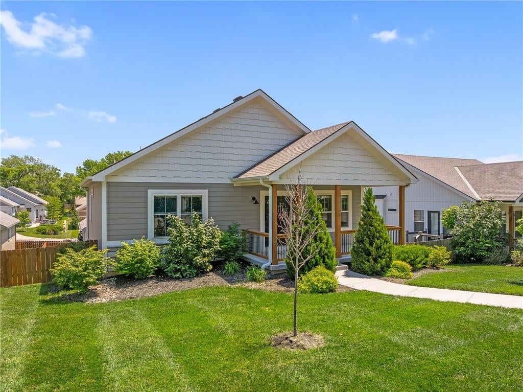 8435 Ottawa Street, De Soto, KS
