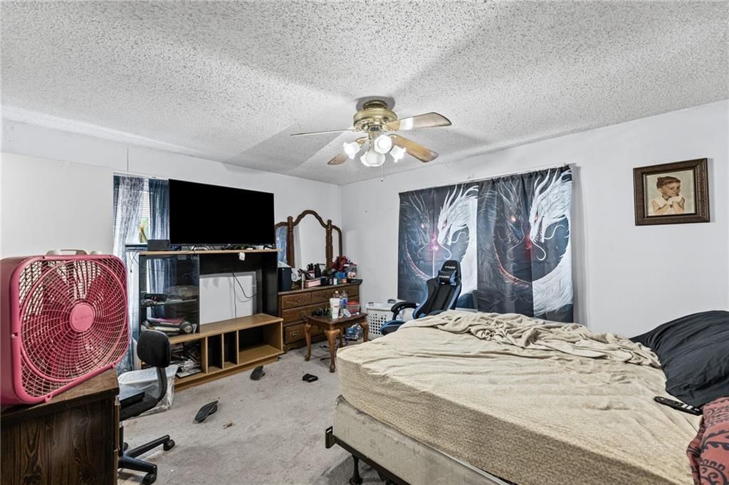 1109 N Kentucky Street — photo 18