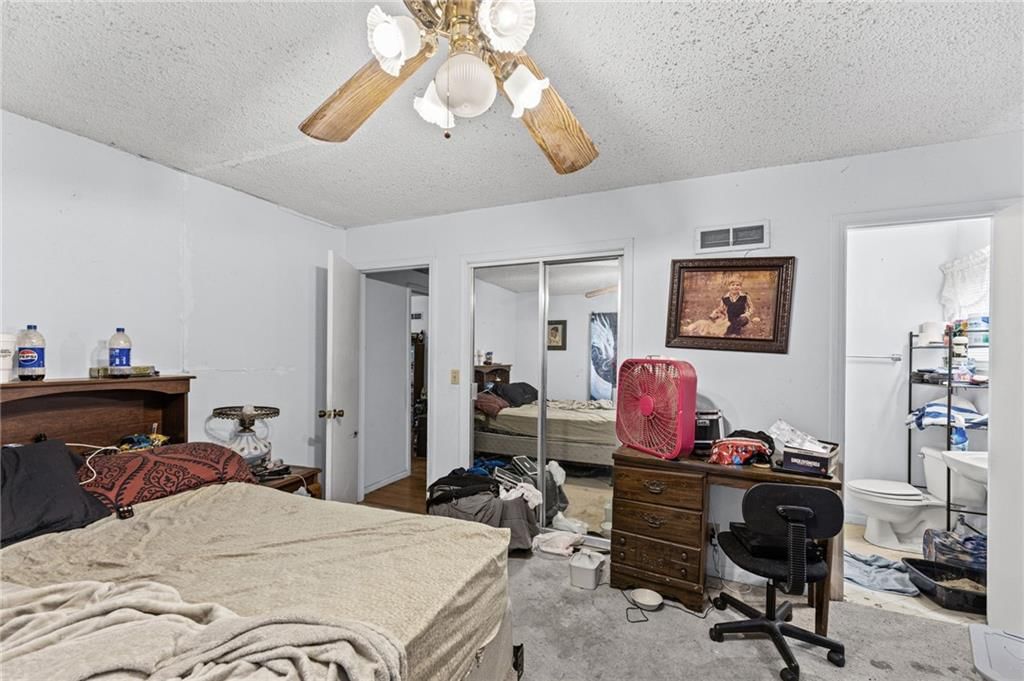 1109 N Kentucky Street — photo 20