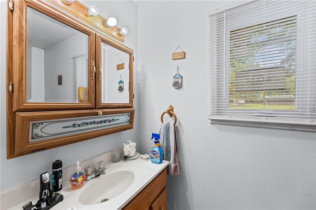 1109 N Kentucky Street — photo 26