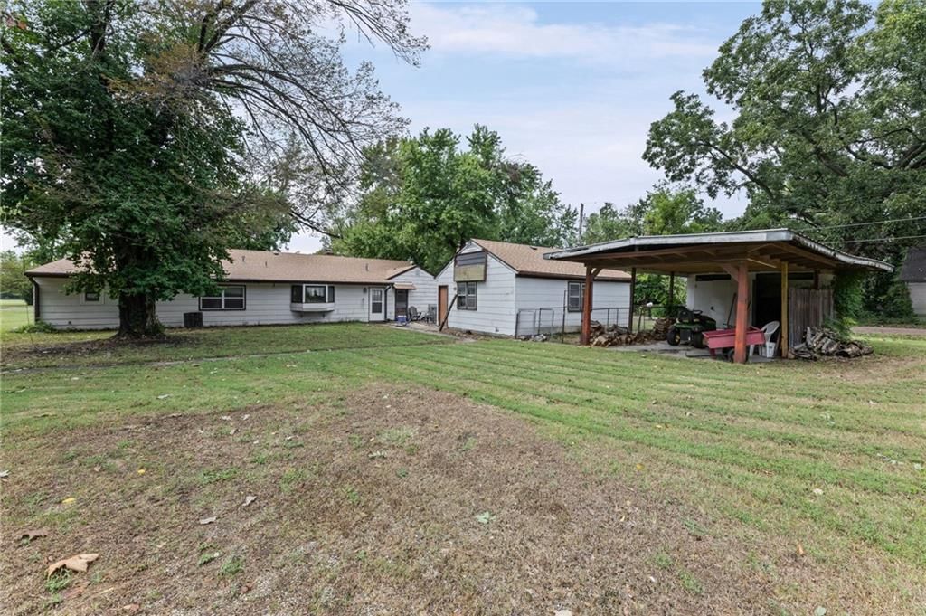 1109 N Kentucky Street — photo 49