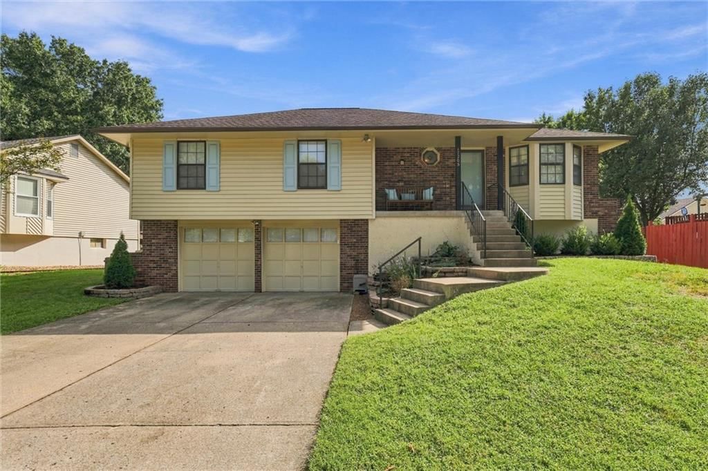 17205 E 51st Terrace Court S — photo 2