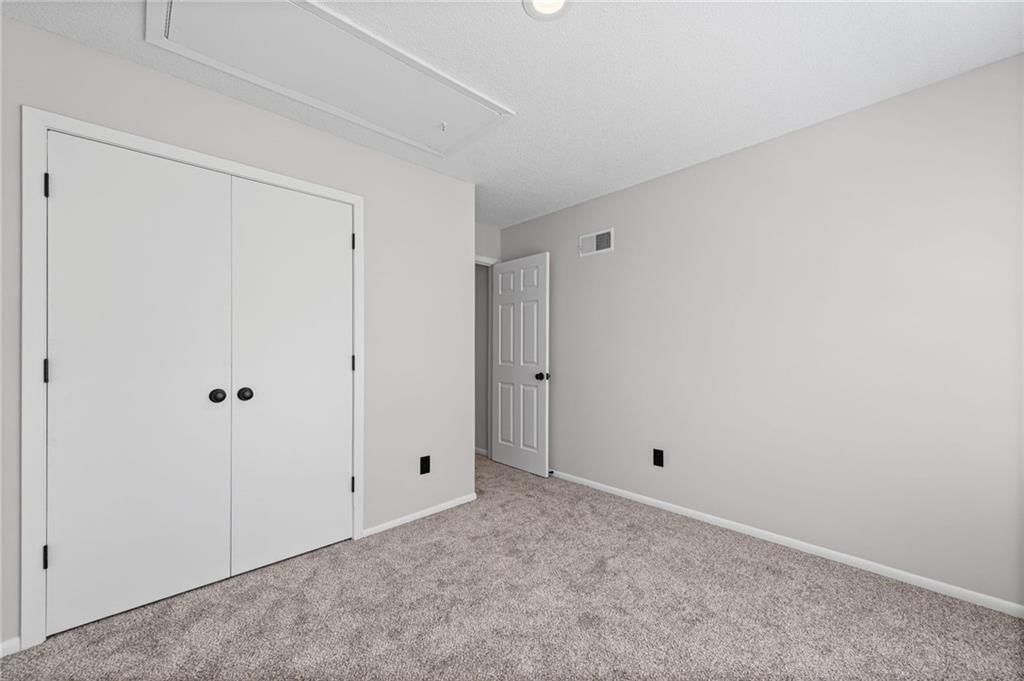 10780 Oakmont Street — photo 11