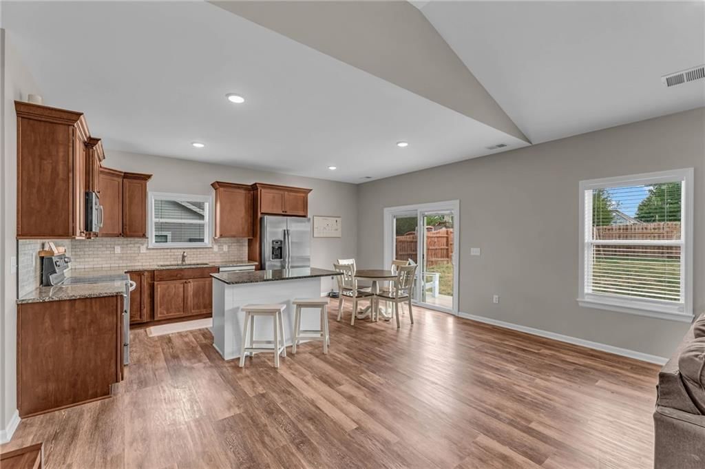 216 Meadowbrook Lane — photo 12