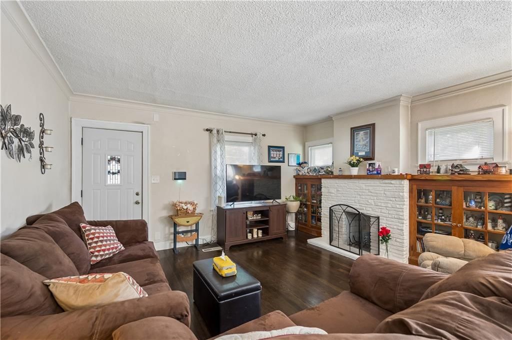 10305 E 35th Street — photo 2
