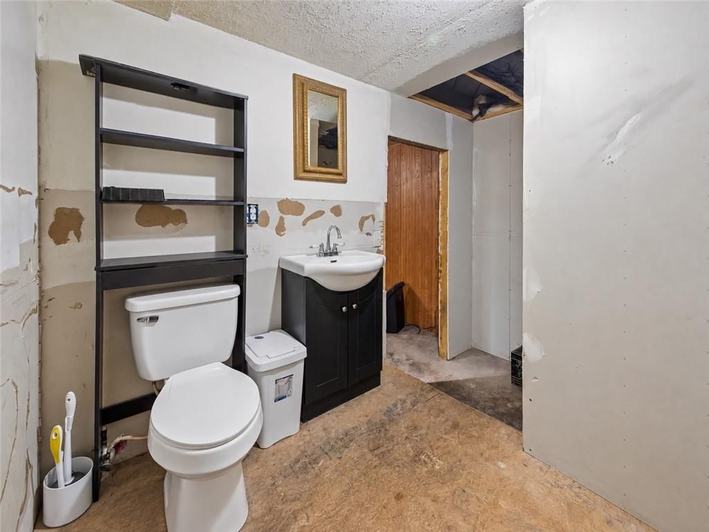 10305 E 35th Street — photo 20
