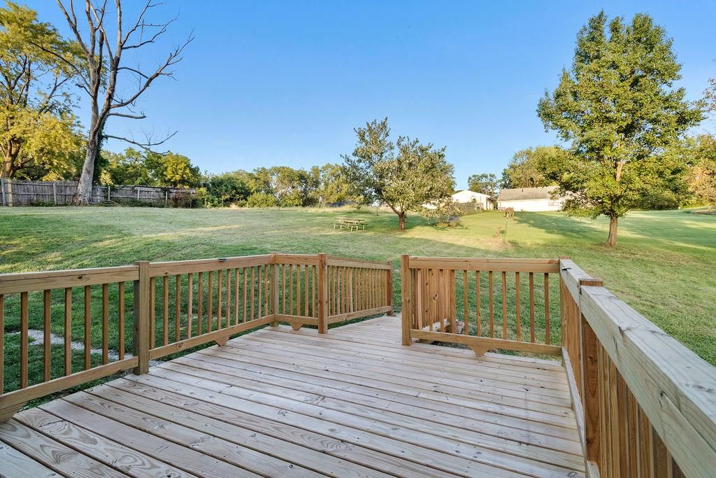 2917 stark Avenue — photo 30