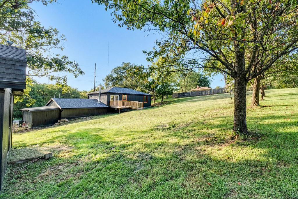 2917 stark Avenue — photo 36