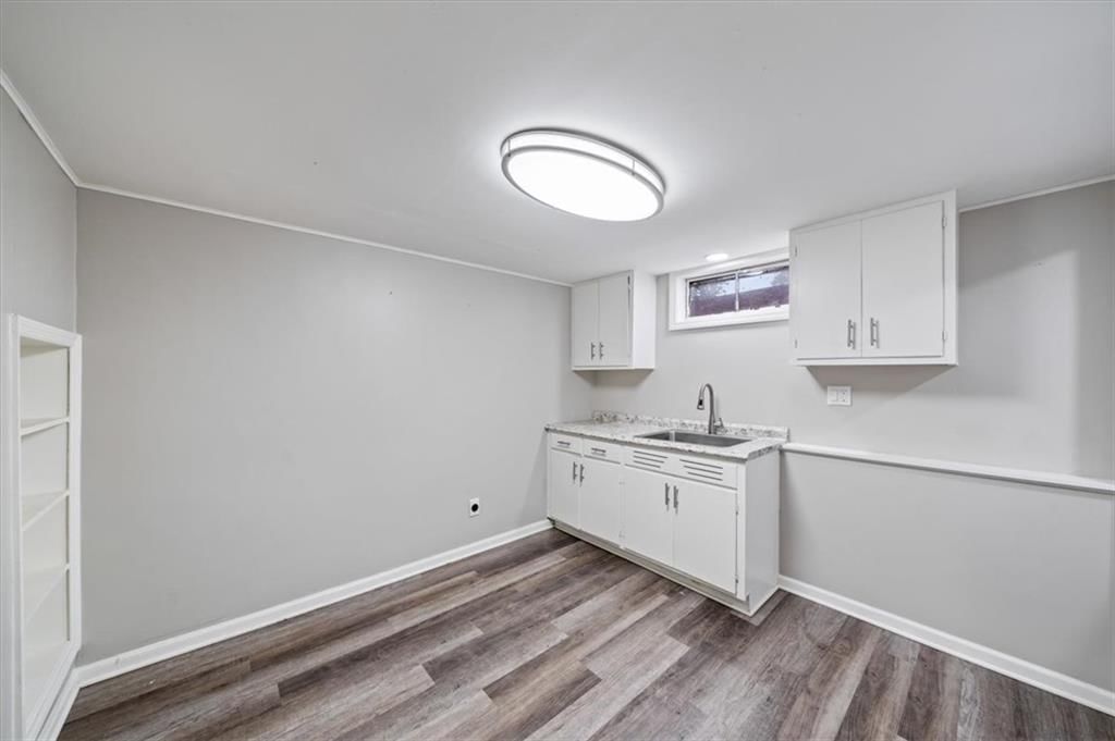 9800 Plymouth Lane — photo 18