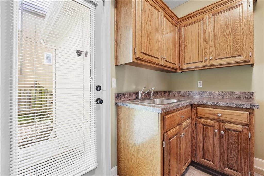 4922 W 155th Terrace — photo 31