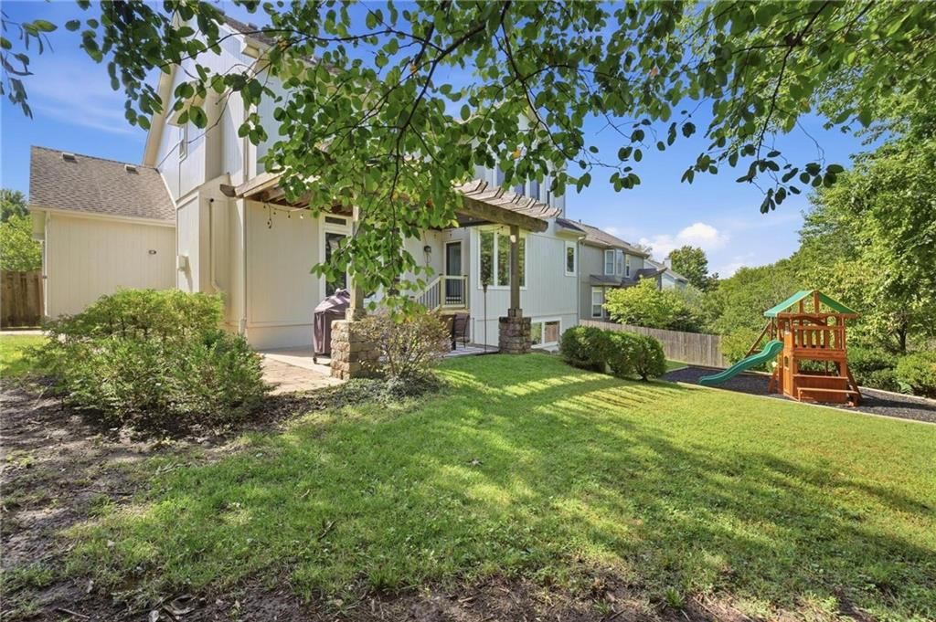 4922 W 155th Terrace — photo 84