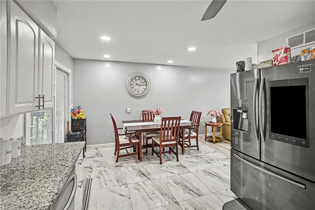5024 N CHELSEA Avenue — photo 9