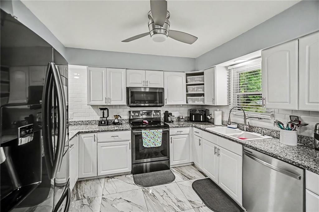 5024 N CHELSEA Avenue — photo 11