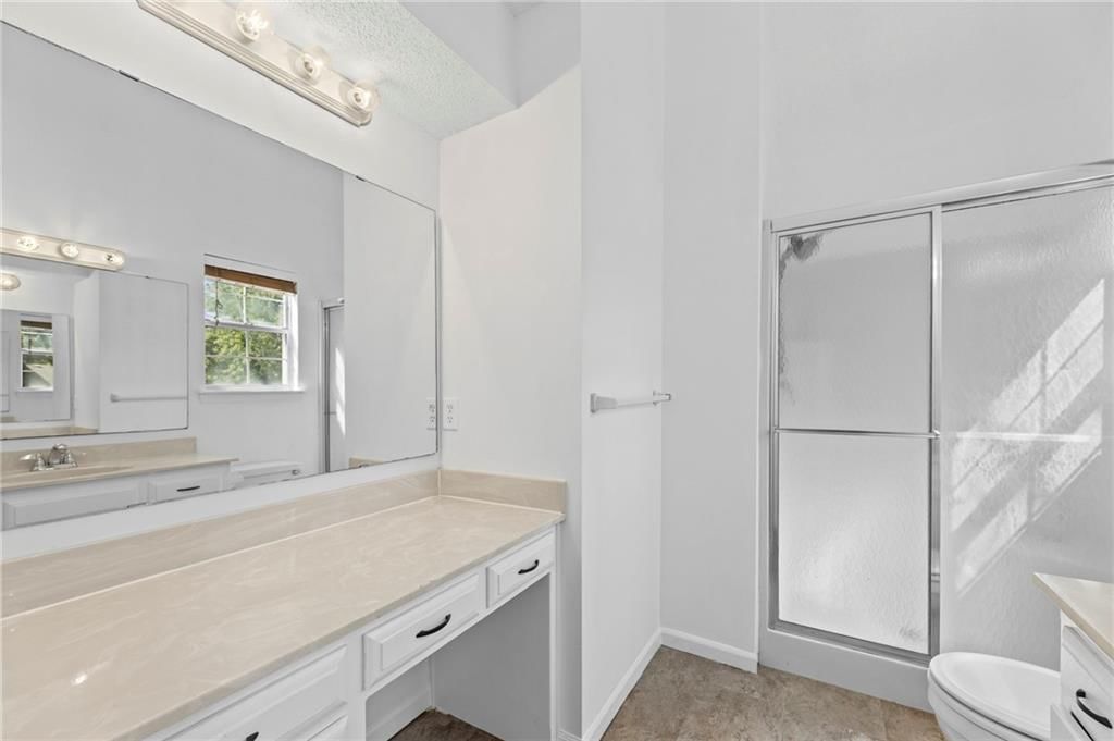 8007 W 148th Terrace — photo 24