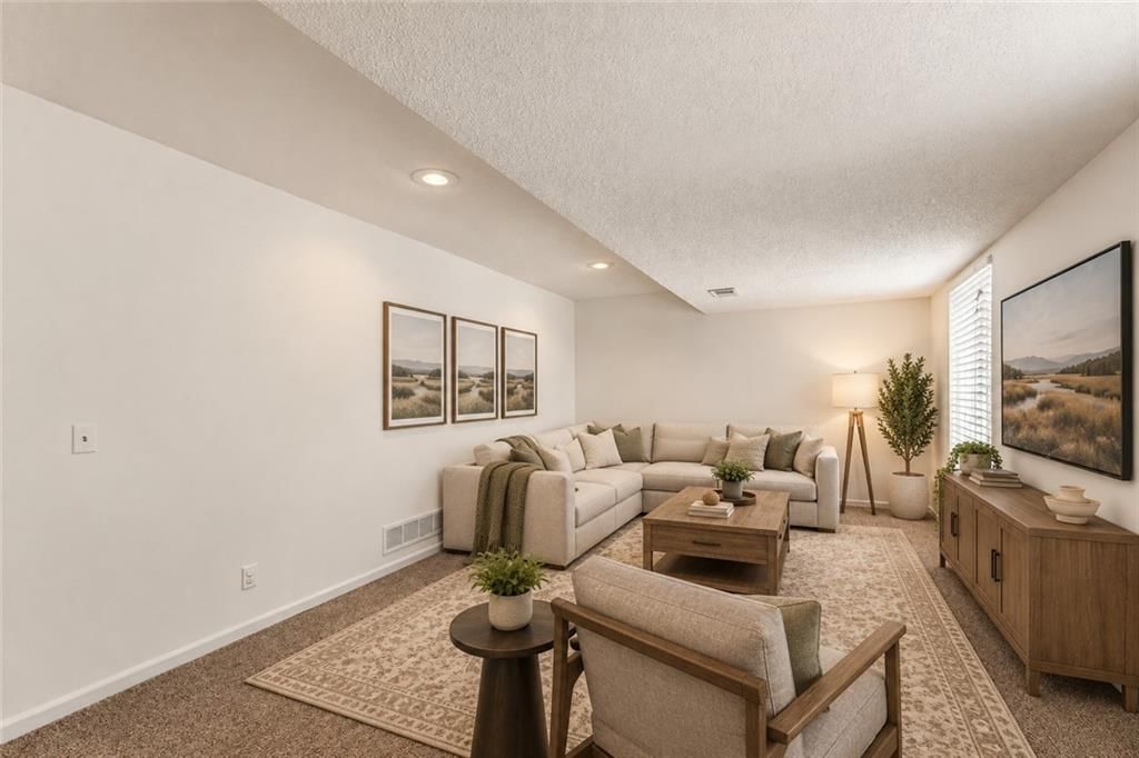 8007 W 148th Terrace — photo 32