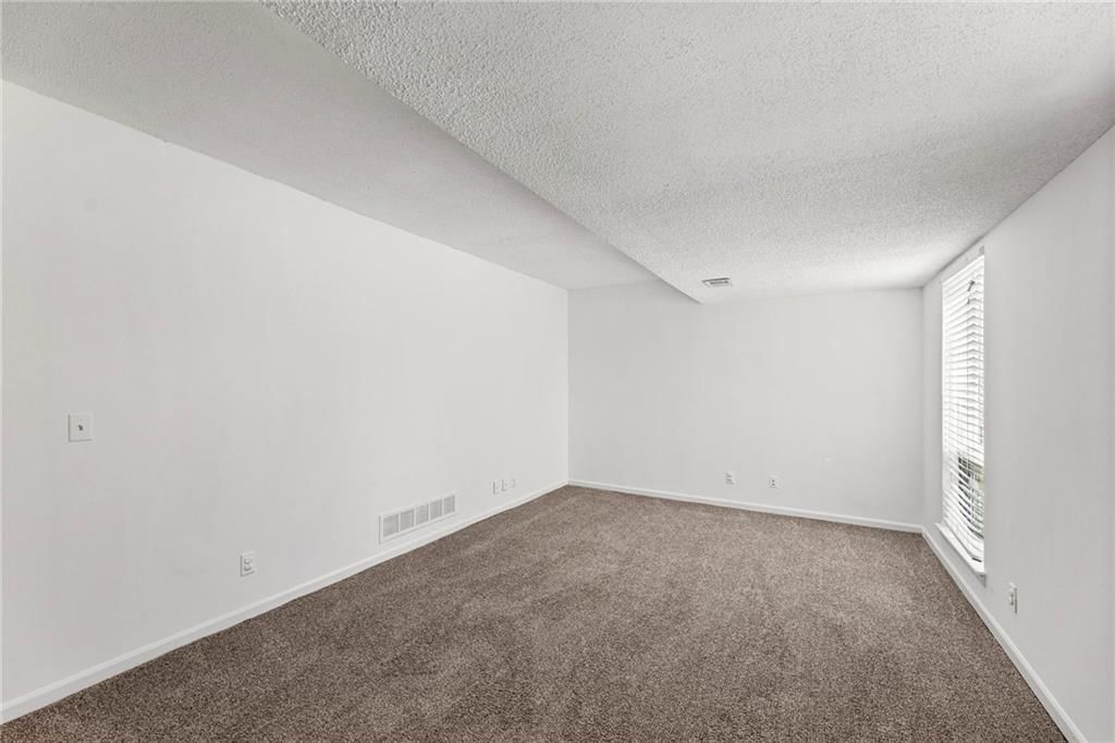 8007 W 148th Terrace — photo 33